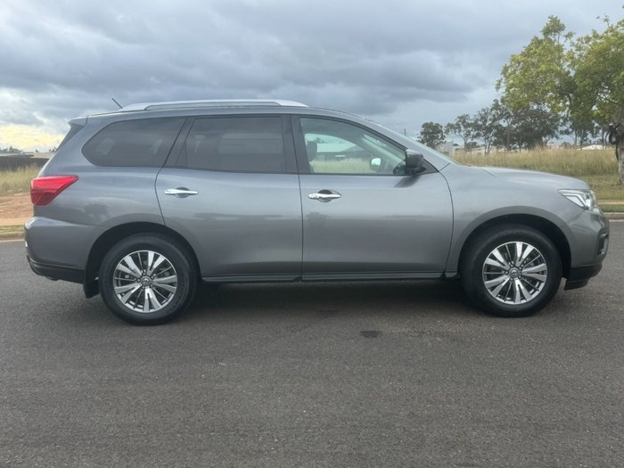 2019 Nissan Pathfinder ST