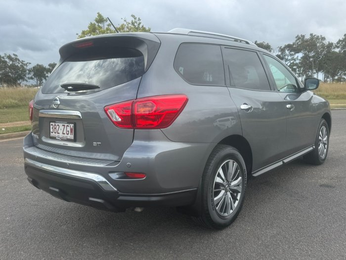 2019 Nissan Pathfinder ST