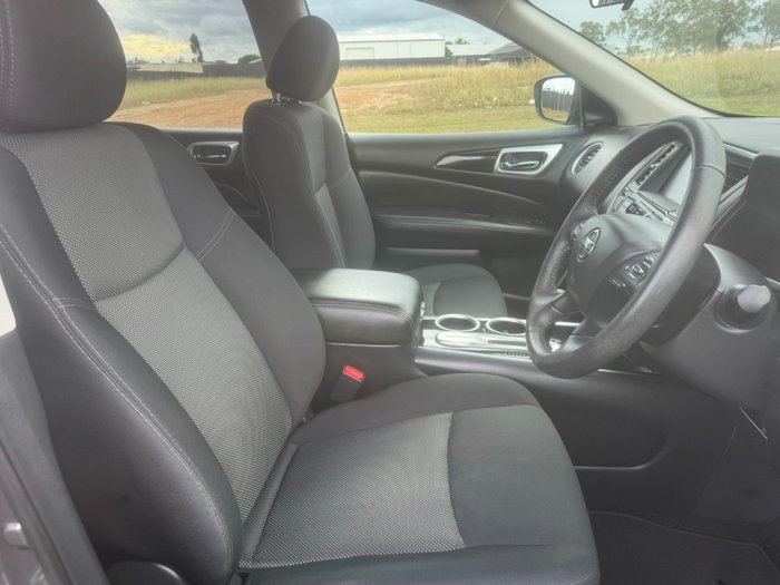 2019 Nissan Pathfinder ST