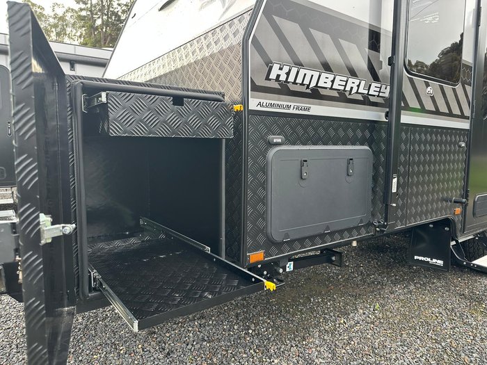2025 Red Centre Kimberley Plus 196 Type A (was $129,490 now $99,990)