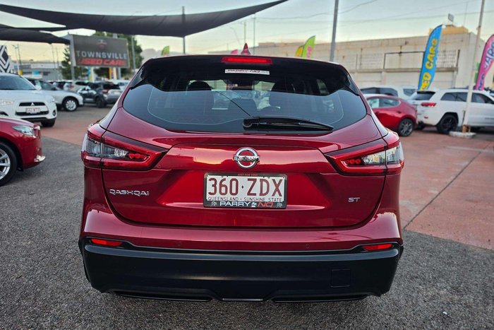 2018 Nissan QASHQAI ST J11 Series 2 Magnetic Red
