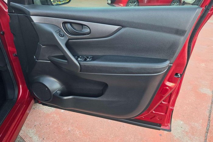 2018 Nissan QASHQAI ST J11 Series 2 Magnetic Red