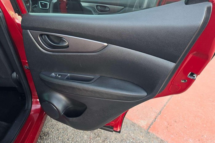 2018 Nissan QASHQAI ST J11 Series 2 Magnetic Red
