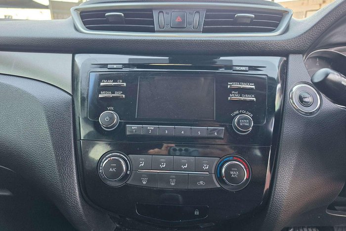 2018 Nissan QASHQAI ST J11 Series 2 Magnetic Red