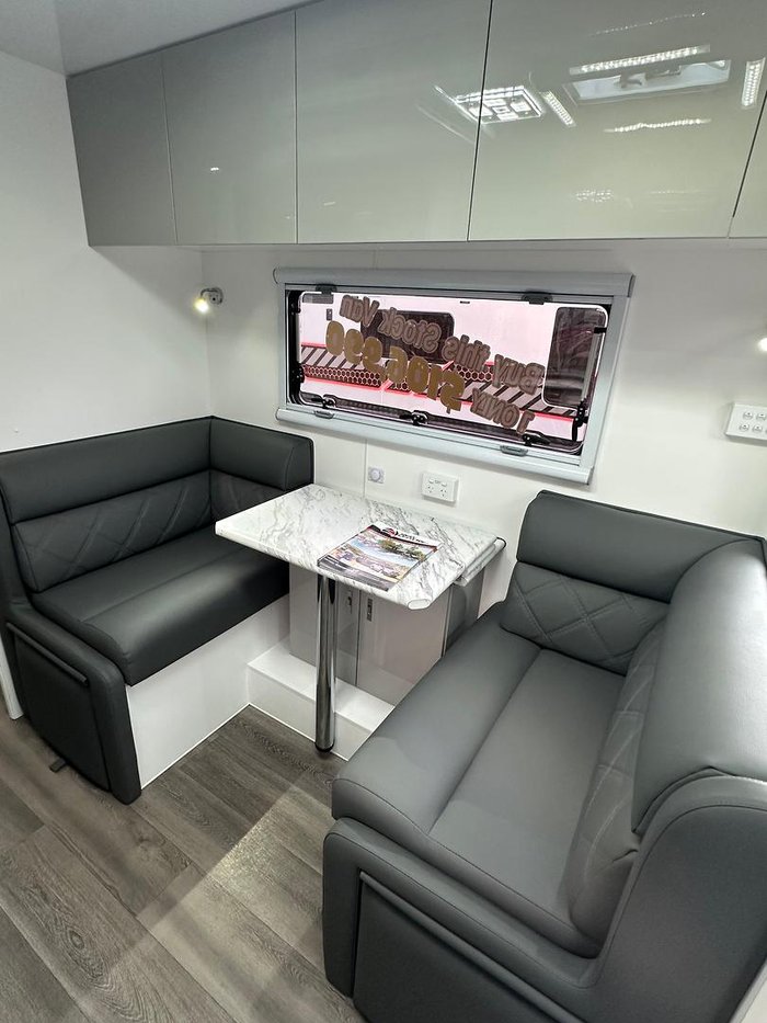 2025 Red Centre Newell Plus 186 Type B (was $114,990 now $94,990)