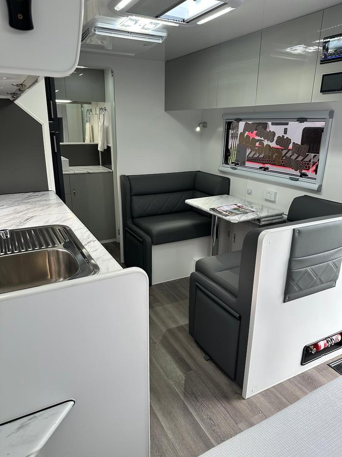 2025 Red Centre Newell Plus 186 Type B (was $114,990 now $94,990)