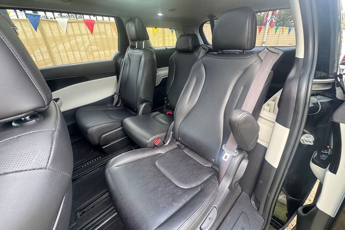 2023 Kia Carnival Platinum