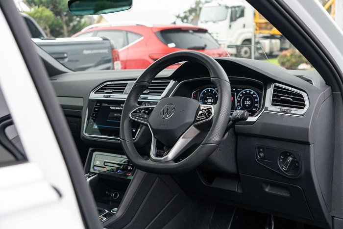 2024 Volkswagen Tiguan 162TSI R-Line