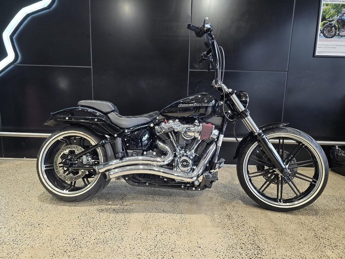 Harley-Davidson Breakout 114 (FXBRS) Softail