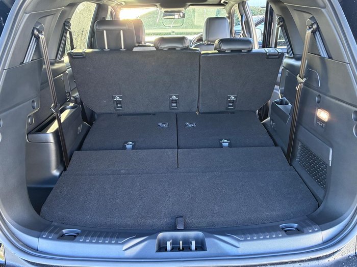 2025 Ford Everest Platinum