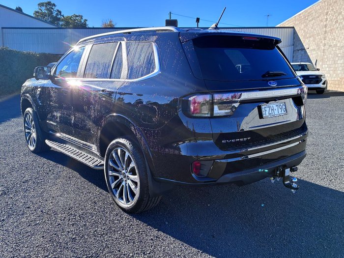 2025 Ford Everest Platinum