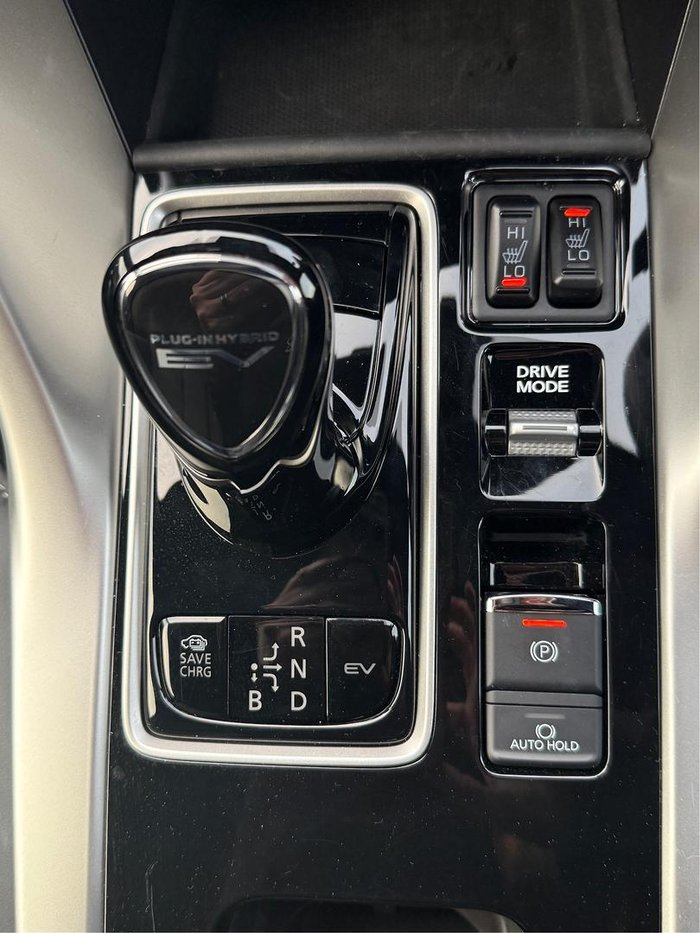 2023 Mitsubishi Eclipse Cross PHEV XLS PLUS