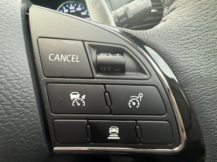 2023 Mitsubishi Eclipse Cross PHEV XLS PLUS