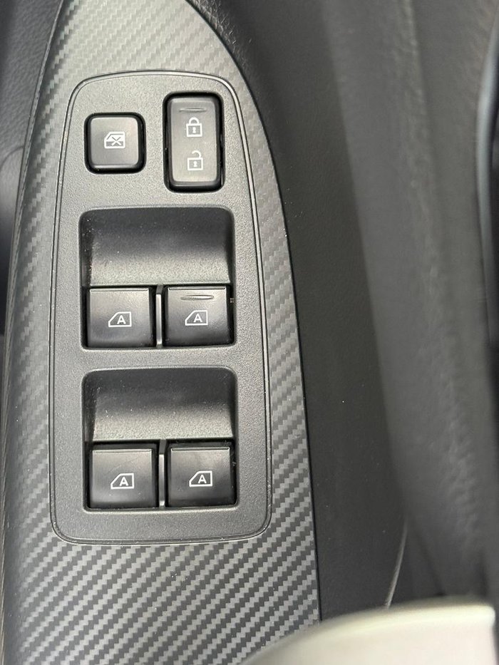 2023 Mitsubishi Eclipse Cross PHEV XLS PLUS