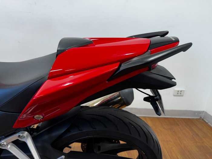 2015 Honda CBR300R RED