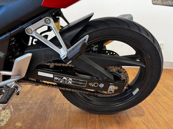 2015 Honda CBR300R RED
