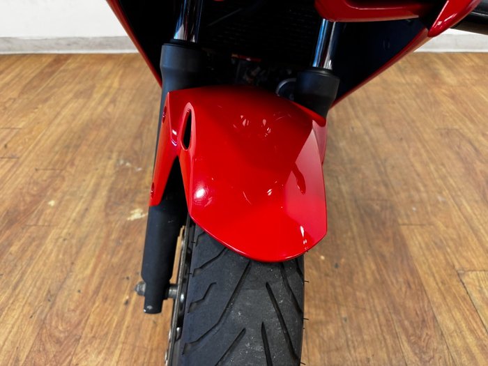 2015 Honda CBR300R RED