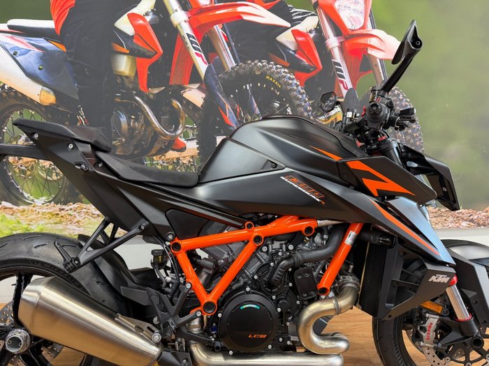2026 Ktm 1390 SUPER DUKE R Black