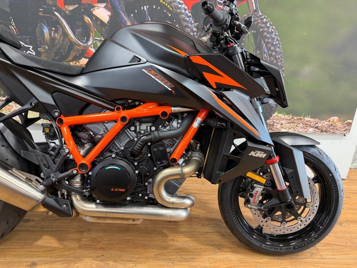 2026 Ktm 1390 SUPER DUKE R Black