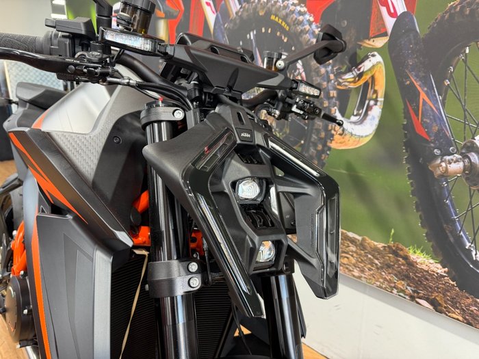 2026 Ktm 1390 SUPER DUKE R Black