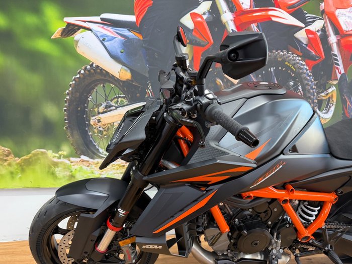 2026 Ktm 1390 SUPER DUKE R Black