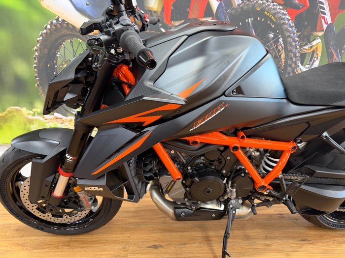 2026 Ktm 1390 SUPER DUKE R Black