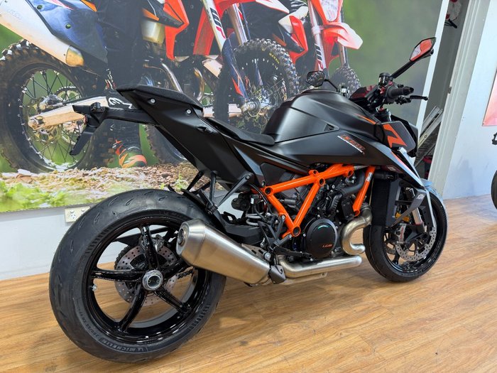 2026 Ktm 1390 SUPER DUKE R Black