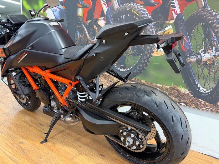 2026 Ktm 1390 SUPER DUKE R Black