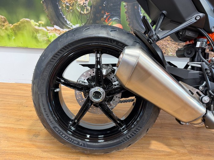 2026 Ktm 1390 SUPER DUKE R Black