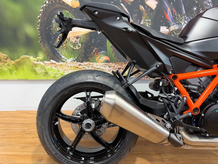 2026 Ktm 1390 SUPER DUKE R Black