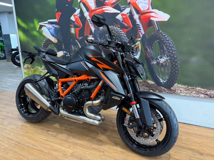 2026 Ktm 1390 SUPER DUKE R Black
