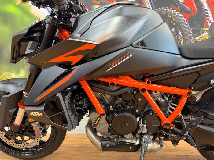 2026 Ktm 1390 SUPER DUKE R Black