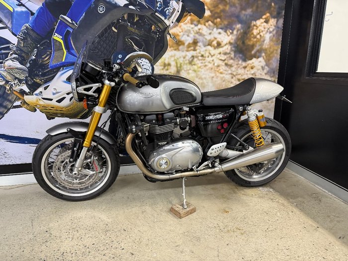 2017 Triumph THRUXTON R SLIVER
