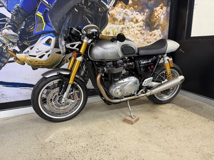 2017 Triumph THRUXTON R SLIVER