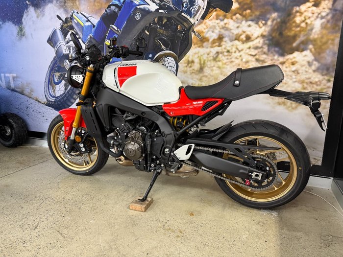 2025 Yamaha XSR900 (MTM890A) WHITE