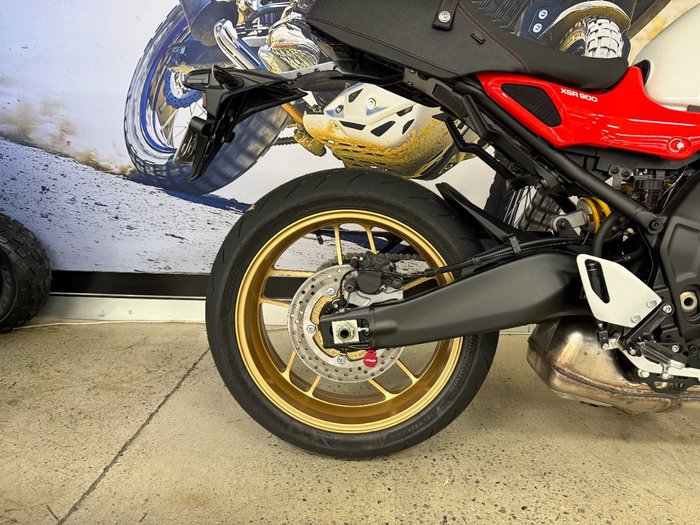 2025 Yamaha XSR900 (MTM890A) WHITE