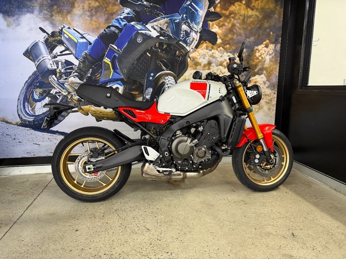 2025 Yamaha XSR900 (MTM890A) WHITE