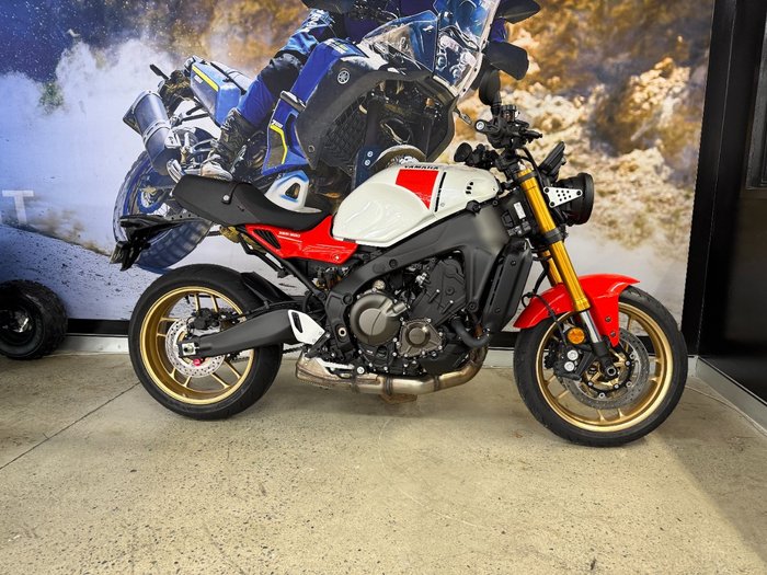 2025 Yamaha XSR900 (MTM890A) WHITE