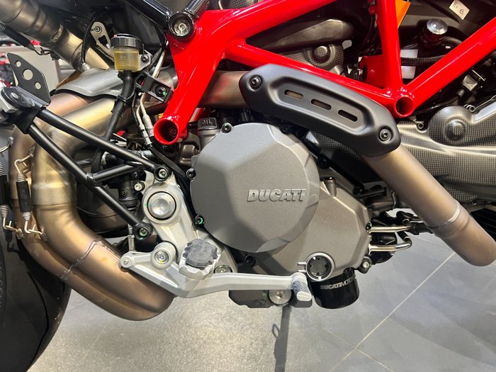 2025 Ducati HYPERMOTARD 950 SP