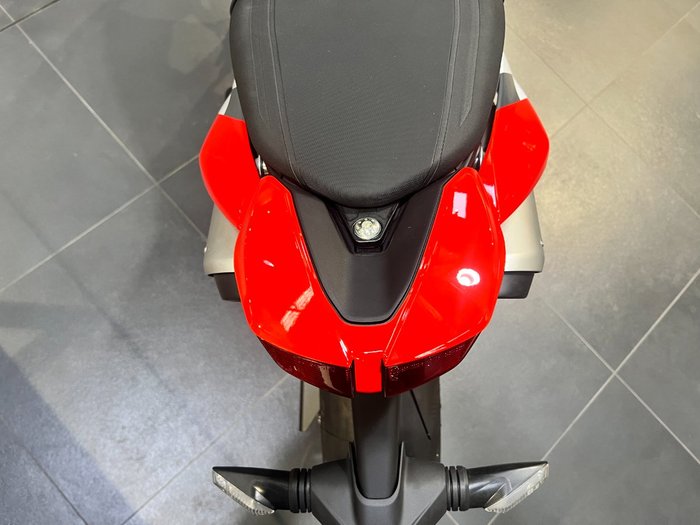 2025 Ducati HYPERMOTARD 950 SP