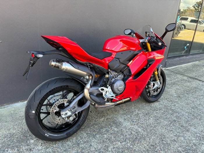 2026 Ducati PANIGALE V2 S
