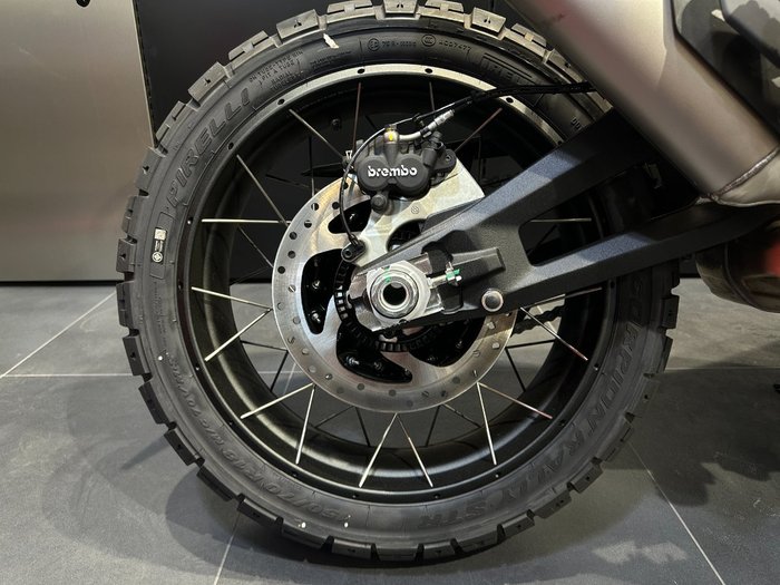 2025 Ducati DESERTX WHITE