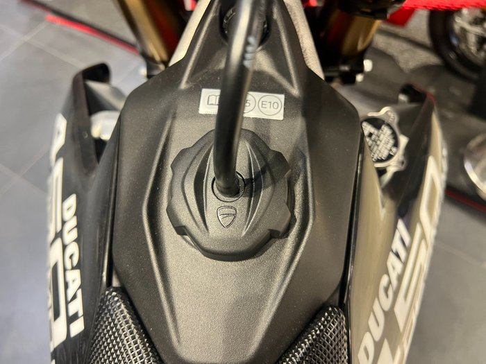 2026 Ducati DESMO 450 MX