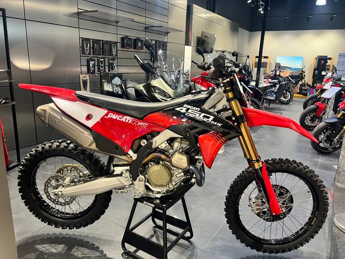 2026 Ducati DESMO 450 MX