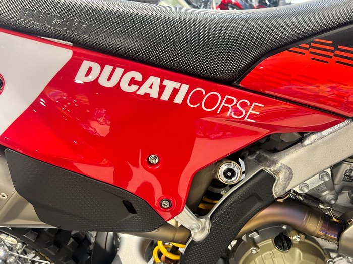 2026 Ducati DESMO 450 MX
