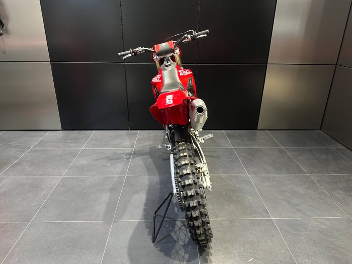 2026 Ducati DESMO 450 MX RED