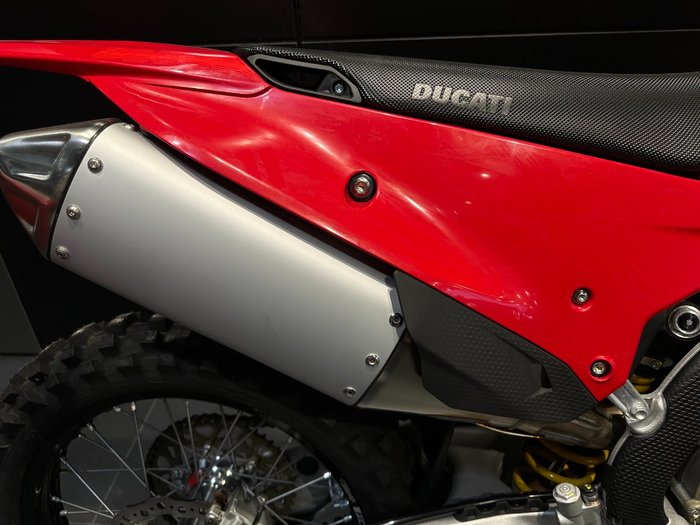 2026 Ducati DESMO 450 MX RED