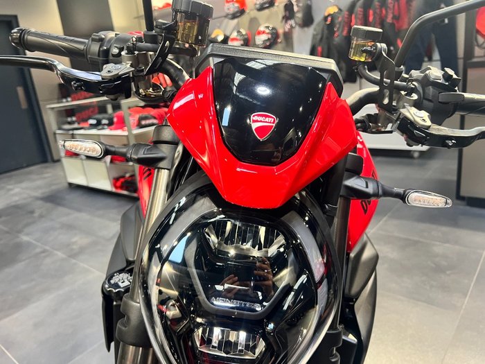 2026 Ducati Monster Plus RED