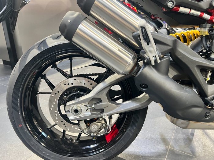 2026 Ducati Monster Plus RED