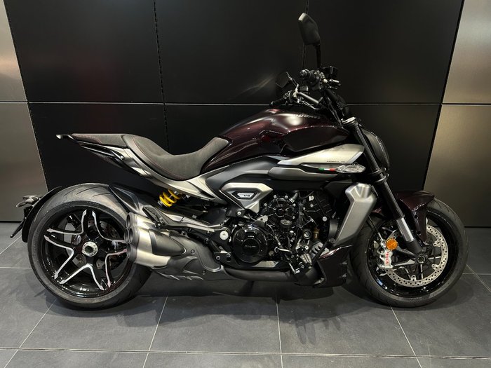 2026 Ducati XDIAVEL V4 RED